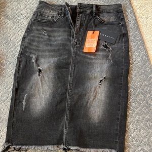 Risen destroyed skirt